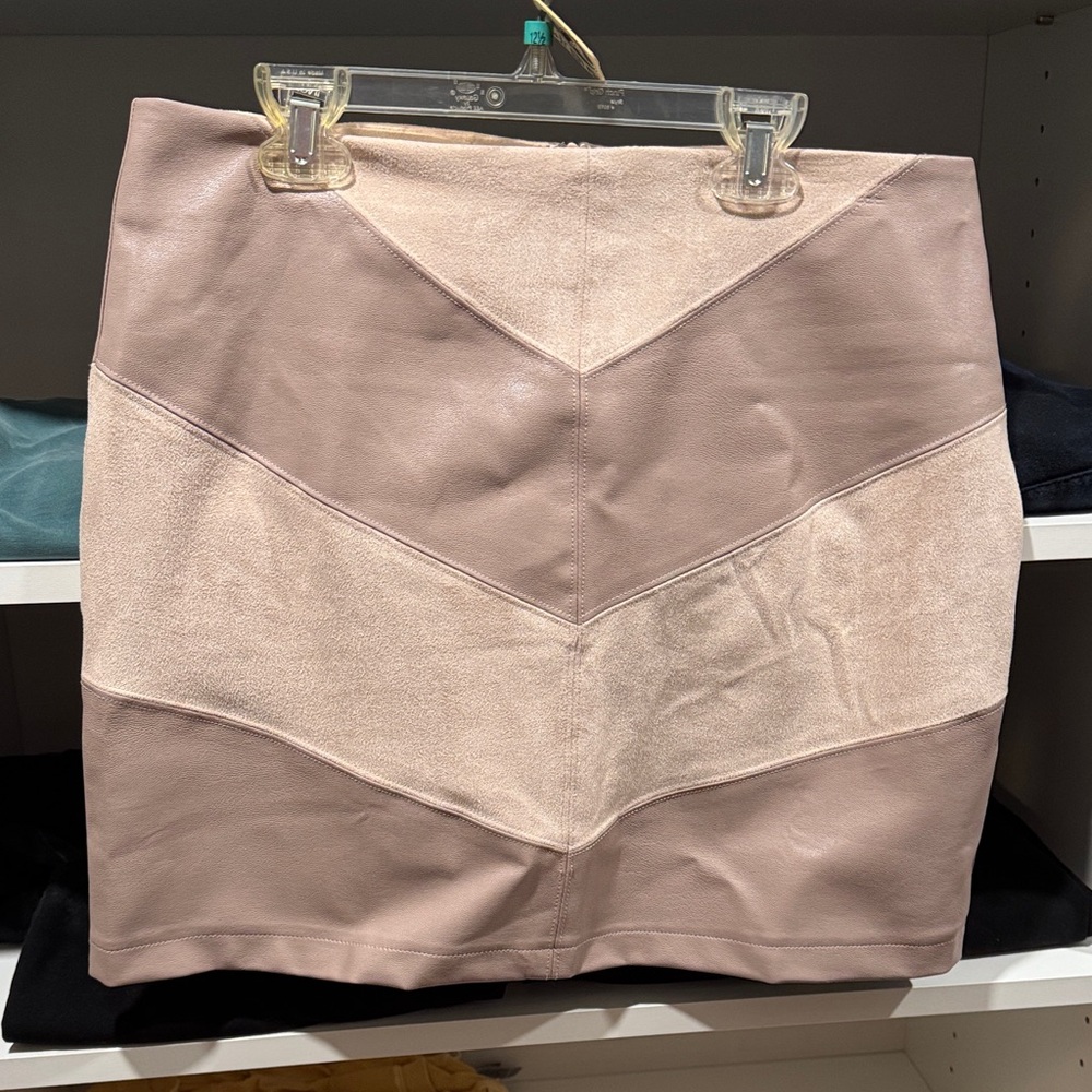 She + Sky Two-Tone Pencil Skirt in Pink and Cream